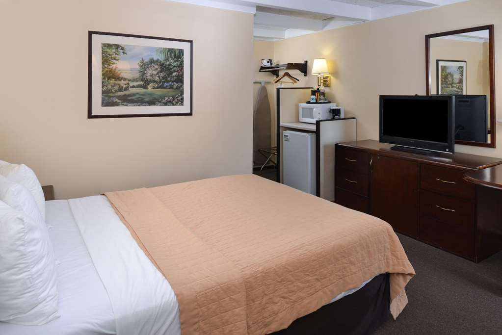 Americas Best Value Inn - Campus View Eau Claire Zimmer foto